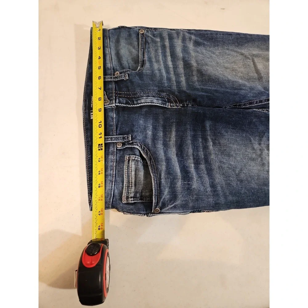BKE Jeans Mens 33x32 Jake Straight Leg Denim Whiskered Faded Jeans (1788